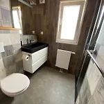 Hotel Recreatiepark Wiringherlant 3*