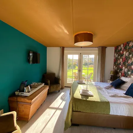 Recreatiepark Wiringherlant Hotel