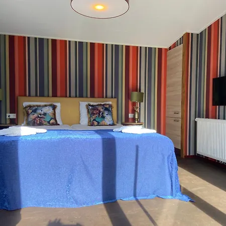Hotel Recreatiepark Wiringherlant Hippolytushoef