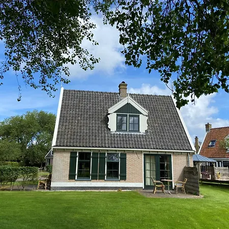 Recreatiepark Wiringherlant 3* Hippolytushoef