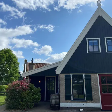 Recreatiepark Wiringherlant 3*