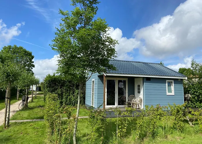 Recreatiepark Wiringherlant 호텔 3*